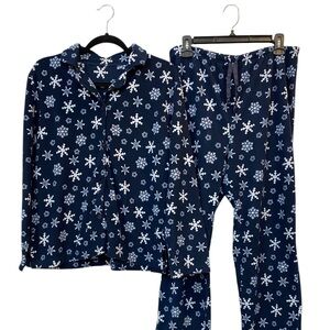 GAP Women's Medium Pajama Sleepwear Set with Snowflake Design - Navy and White